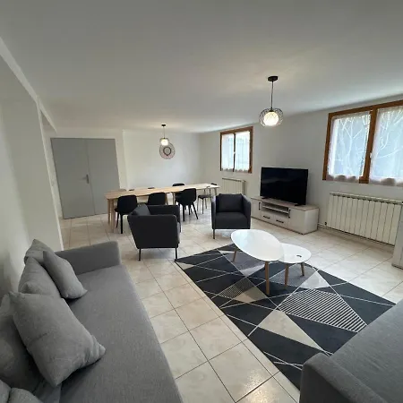 Appartement Le Grand Republique Rdc-parking Stadium Ldlc Arena *